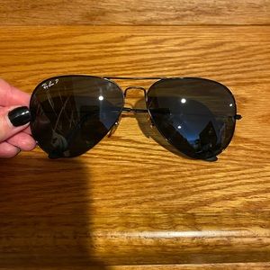 RayBan Large Aviators EUC! Polarized lenses! 62-14